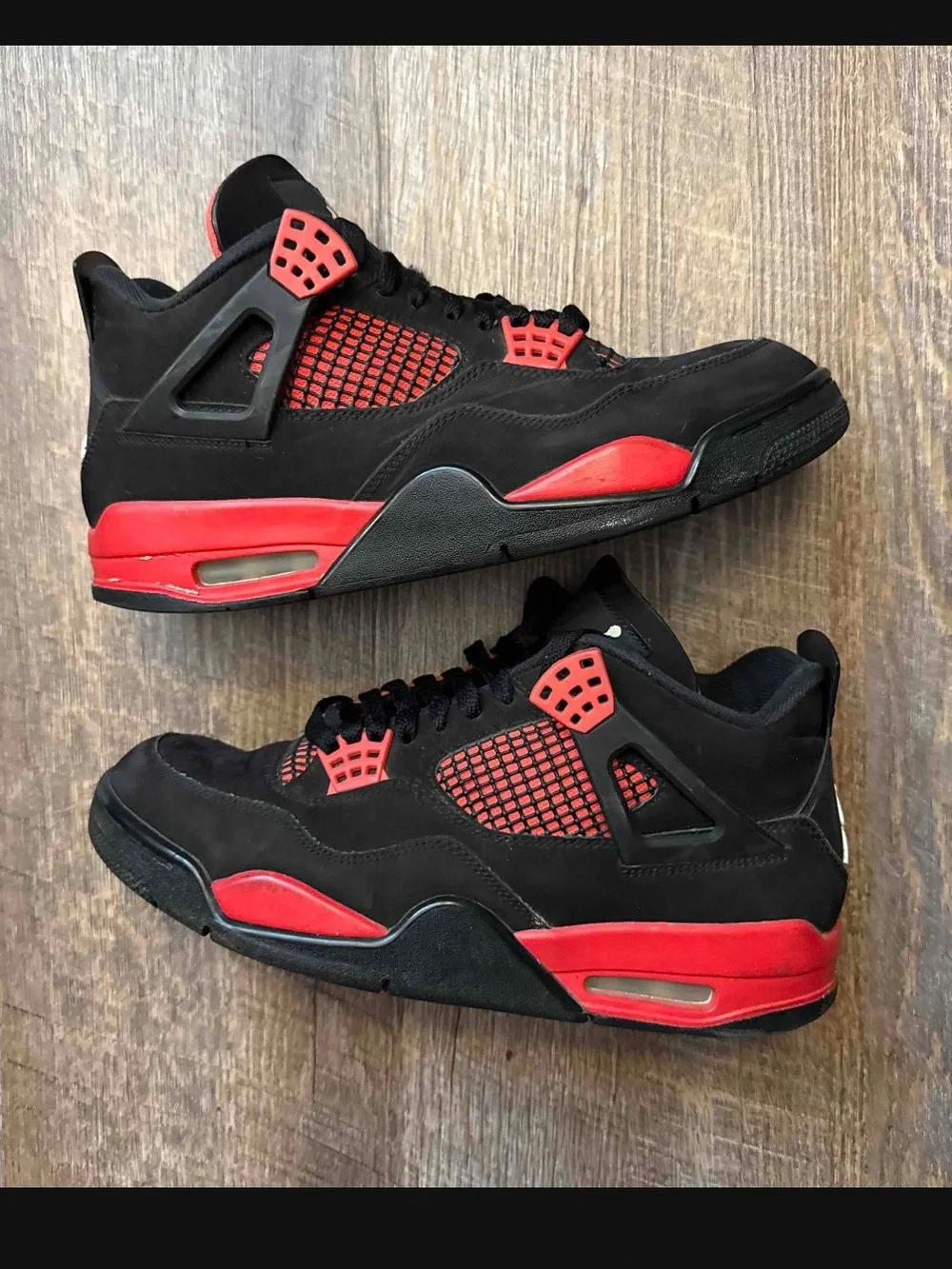 Nike Air Jordan 4 IV Retro Red Thunder Black Men’s Size 9 Sneakers Shoes